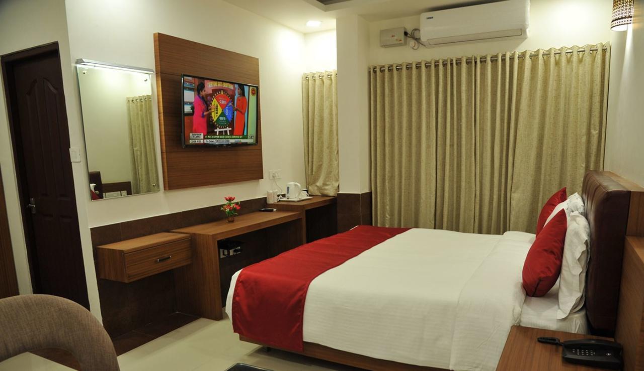 Hotel Soorya Castle Wayanad Exterior photo